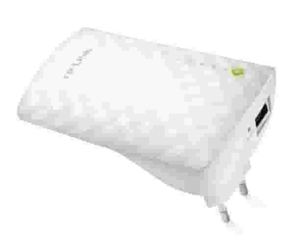 Usilitel’ besprovodnogo signala TP-Link RE200-3