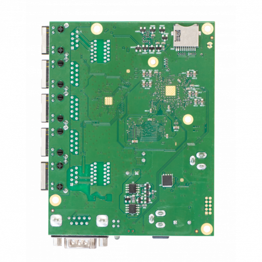 MikroTik platasi RB450Gx4-2