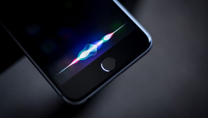 Siri позволяет ознакомиться с симптомами COVID-19