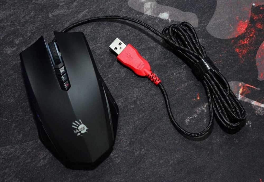 Обзор на игровую мышь Bloody A70 